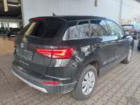 Pogled od pozadi desno