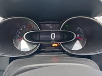 Pogled na kombinirani instrument