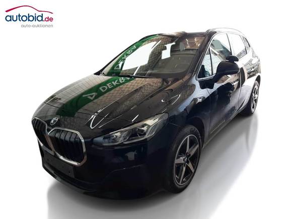 Pogled od napred levo