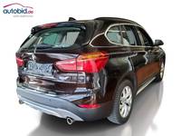 Widok z tyłu po stronie prawej