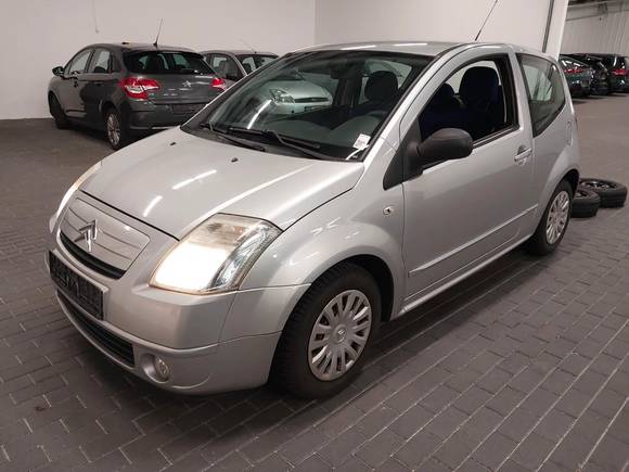 Widok z przodu po stronie lewej