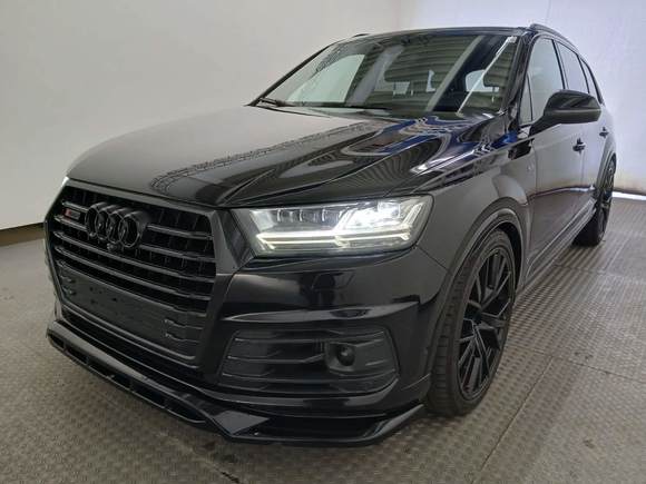 Vue de l’avant gauche