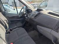 Вид на салон