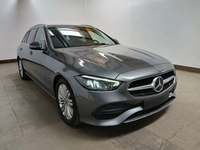 Вид спереди справа