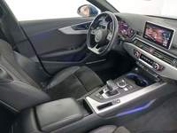 Вид на салон