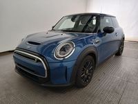 Vue de l’avant gauche