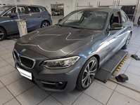 Pogled od napred levo