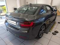 Skats no labās puses aizmugurē