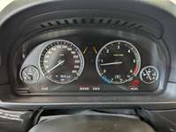 Pogled na kombinovani instrument