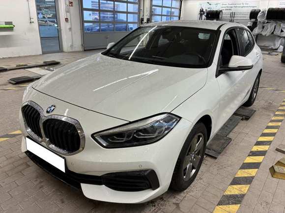 Widok z przodu po stronie lewej