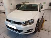 Pogled od napred levo