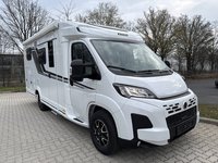 Изглед отпред отдясно