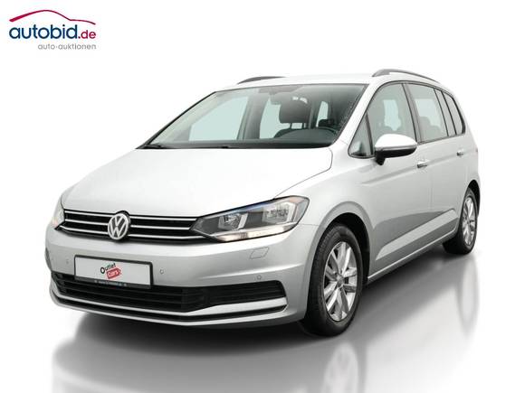 Pogled sprijeda lijevo