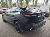 Pogled od pozadi levo