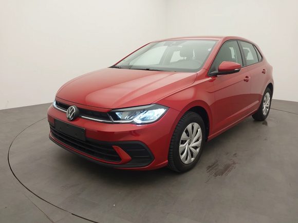 Skats no kreisās puses priekšā