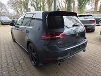 Pogled od pozadi levo