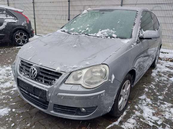 Vue de l’avant gauche