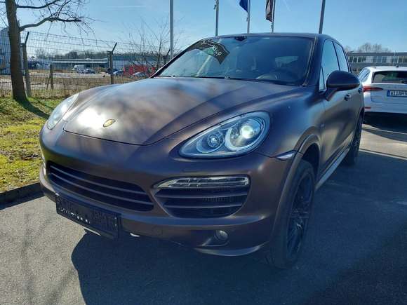 Náhled zpředu zleva