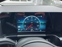 Pohled na přístrojovou desku