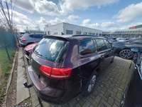 Vue de l’arrière gauche