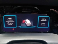 Pogled na kombinovani instrument