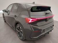 Vue de l’arrière gauche