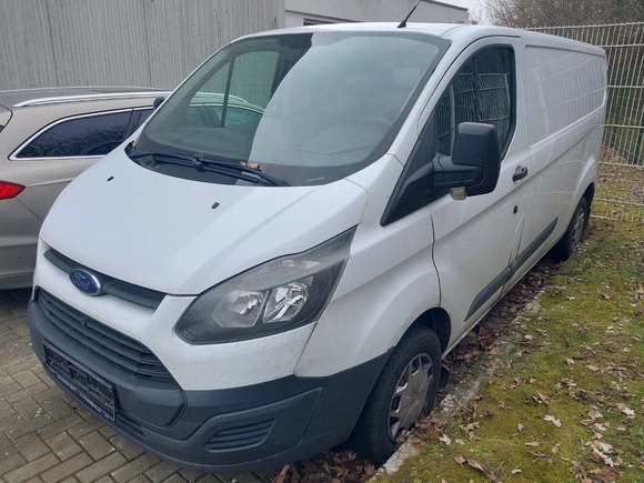 Vue de l’avant gauche