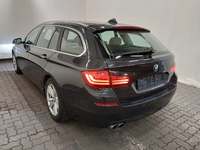 Vue de l’arrière gauche