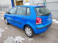 Pogled od pozadi levo