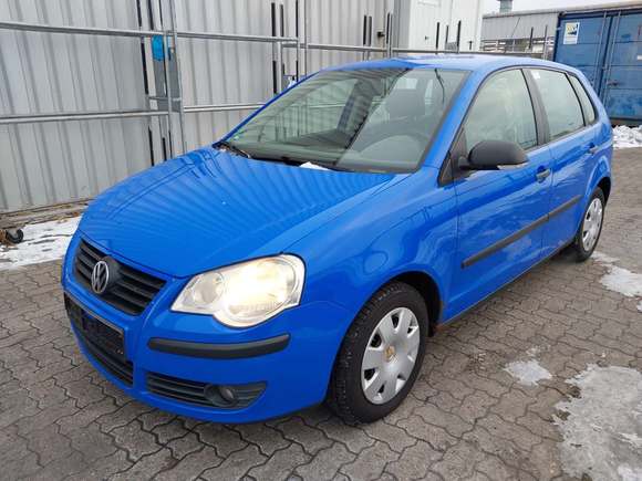 Pogled od napred levo