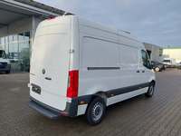 Vue de l’arrière droit