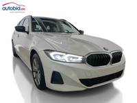 Pogled sprijeda desno