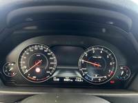 Pogled na kombinovani instrument