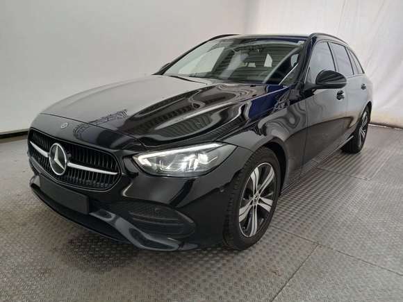 Vue de l’avant gauche