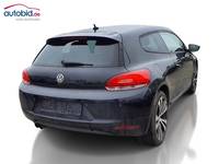 Widok z tyłu po stronie prawej