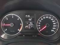 Вид на приборную панель