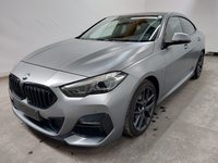 Pogled od napred levo