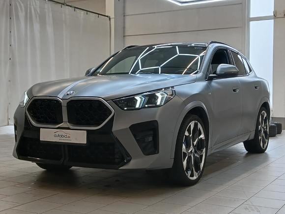 Vue de l’avant gauche