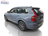 Vue de l’arrière gauche