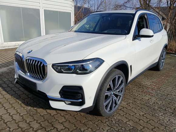 Vue de l’avant gauche