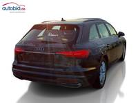 Skats no labās puses aizmugurē