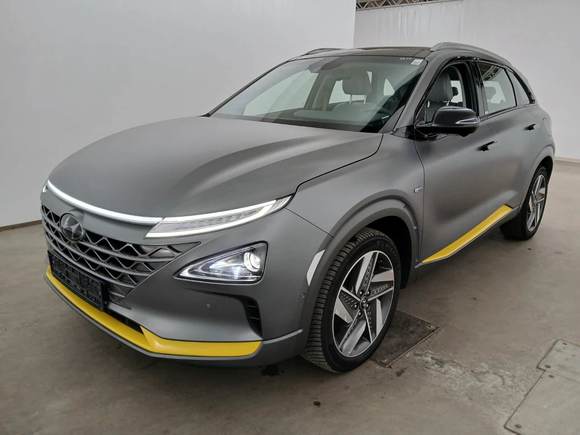 Náhľad spredu zľava