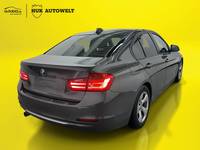 Aanzicht achter rechts