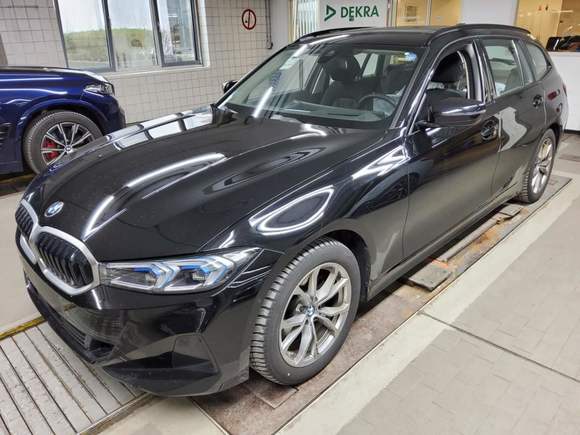 Pogled od napred levo