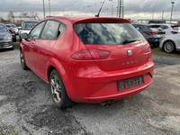 Aanzicht achter links