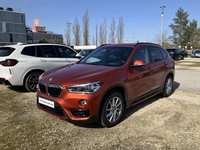 Изглед отпред отляво