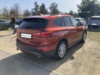 Изглед отзад отдясно