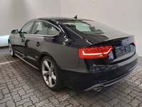 Изглед отзад отляво