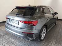 Aanzicht achter rechts