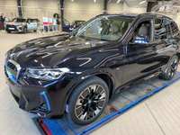 Vue de l’avant gauche